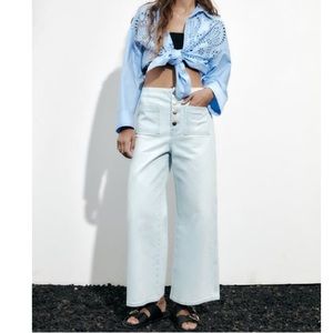 HIGH-WAISTED Z1975 CROPPED WIDE LEG JEANS
LIGHT BLUE